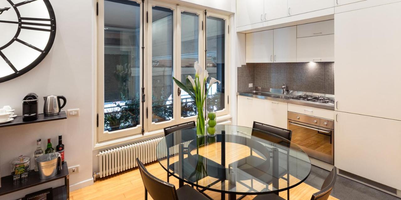 Suite Augustus - Free Parking Genoa Ngoại thất bức ảnh